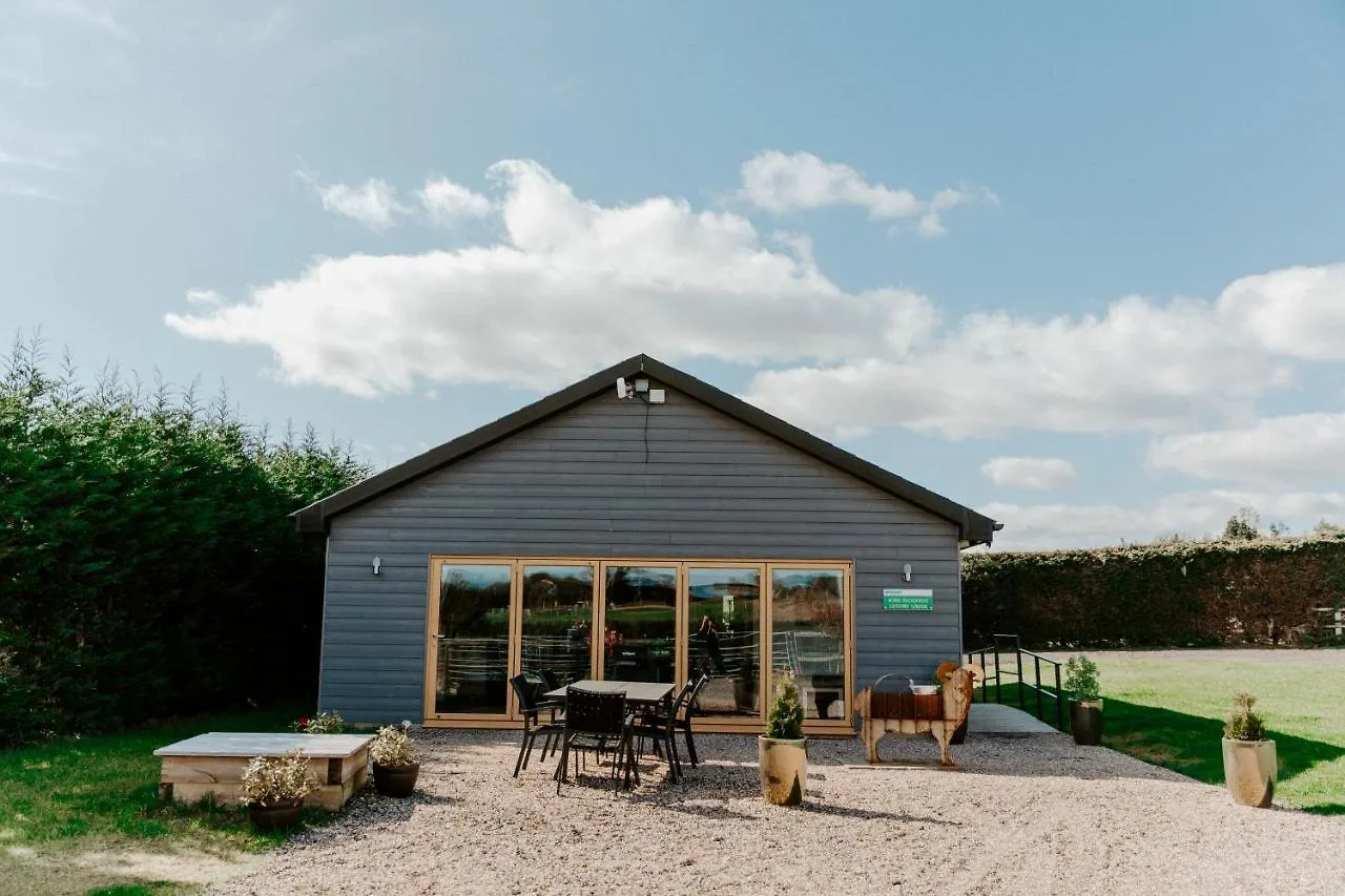 King Richard'S Luxury Lodge - Sleeps Up To 8 ,Dog Friendly ,Near Sherwood Forest At Fairview Farm In Nottingham Set In 88 Acres And Great For Groups,Family Gatherings,Corporate Events 0*,
