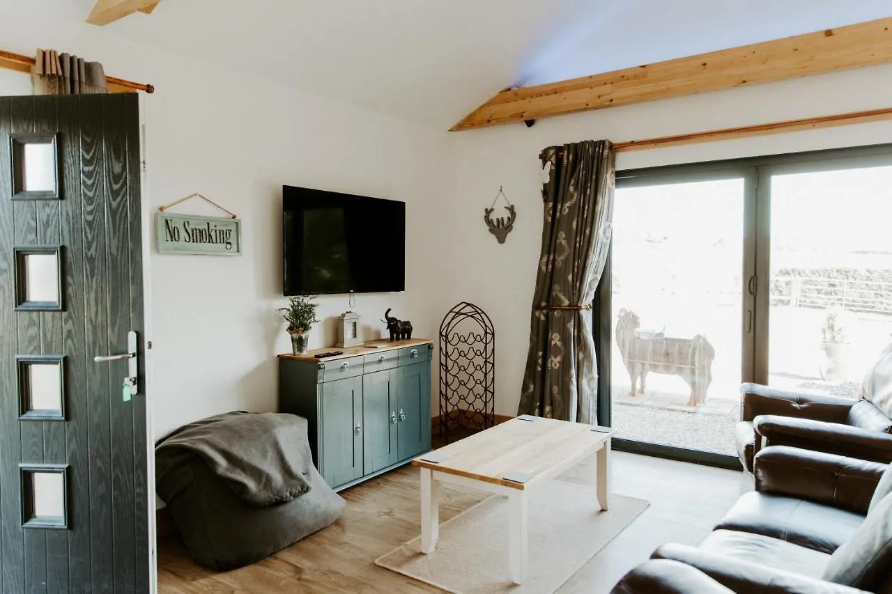 King Richard'S Luxury Lodge - Sleeps Up To 8 ,Dog Friendly ,Near Sherwood Forest At Fairview Farm In Nottingham Set In 88 Acres And Great For Groups,Family Gatherings,Corporate Events Vakantiehuis