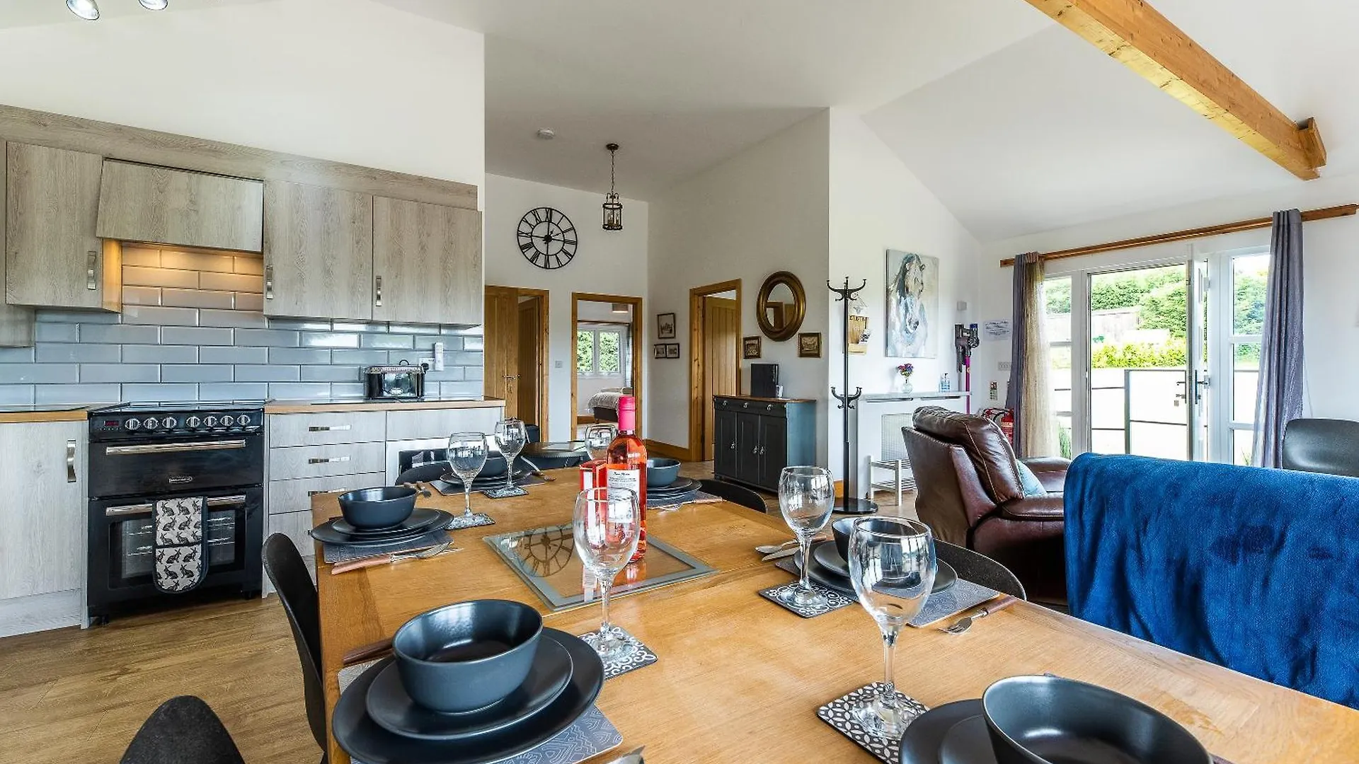 Vakantiehuis King Richard'S Luxury Lodge - Sleeps Up To 8 ,Dog Friendly ,Near Sherwood Forest At Fairview Farm In Nottingham Set In 88 Acres And Great For Groups,Family Gatherings,Corporate Events Verenigd Koninkrijk