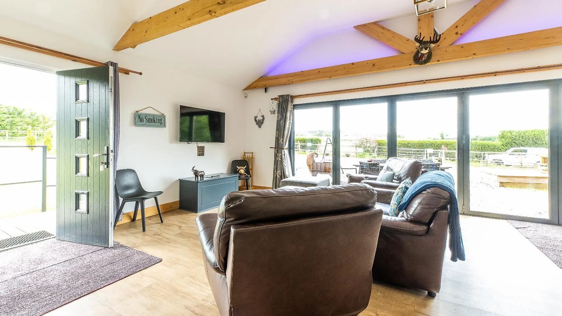 Vakantiehuis King Richard'S Luxury Lodge - Sleeps Up To 8 ,Dog Friendly ,Near Sherwood Forest At Fairview Farm In Nottingham Set In 88 Acres And Great For Groups,Family Gatherings,Corporate Events Verenigd Koninkrijk